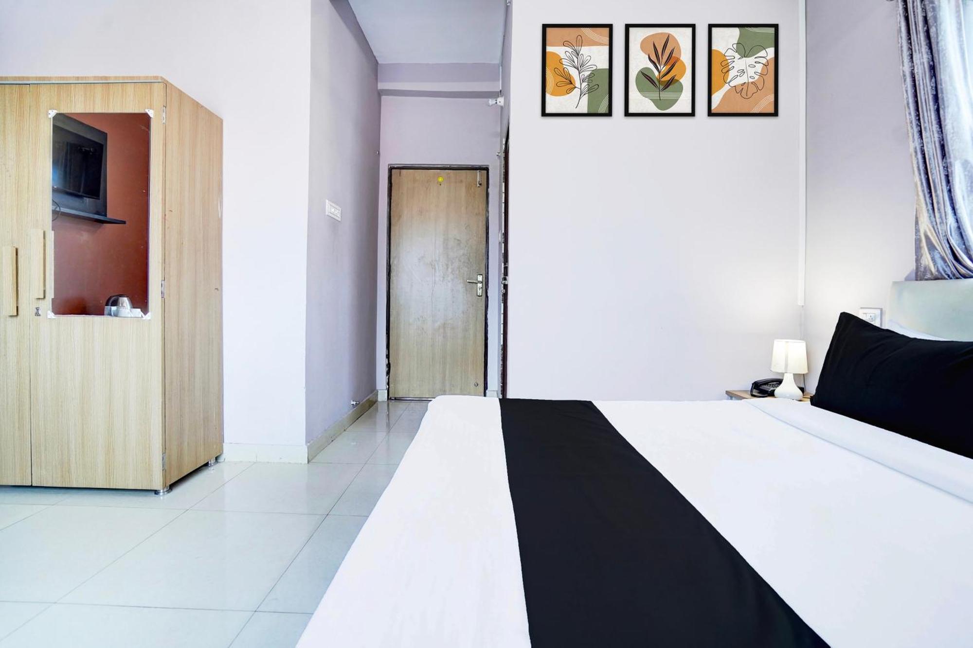Super Hotel O Blw Kakarmatta Near Banaras Junction Varanasi Exterior photo